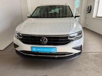 Gebraucht VW Tiguan Active 150 PS (110 kW) 2023 Weiß SUV