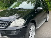 Gebraucht Mercedes ML320 224 PS (164 kW) 2008 Schwarz SUV