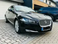 Usata Jaguar XF 200 CV (147 kW) 2012 Nero Berlina