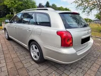 Gebraucht Toyota Avensis Sol 177 PS (130 kW) 2006 Silber Limousine