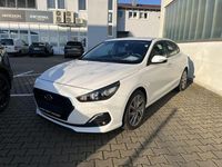 Gebraucht Hyundai i30 Style 140 PS (102 kW) 2019 Weiß Limousine