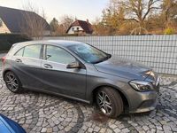 Gebraucht Mercedes A200 Urban 156 PS (114 kW) 2016 Silber Limousine