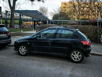 Gebraucht Peugeot 206 75 PS (55 kW) 2001 Schwarz Kleinwagen