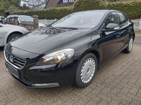 Gebraucht Volvo V40 Kinetic 120 PS (88 kW) 2014 Schwarz Limousine