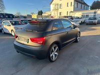 Gebraucht Audi A1 Ambition 122 PS (89 kW) 2012 Rot Kleinwagen