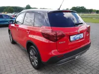 Gebraucht Suzuki Vitara 111 PS (81 kW) 2019 Rot SUV