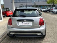 Używany Mini Cooper Classic 136 KM (100 kW) 2023 Srebrny Hatchback