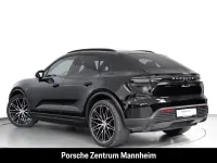 Gebraucht Porsche Macan 408 PS (300 kW) 2024 Schwarz SUV