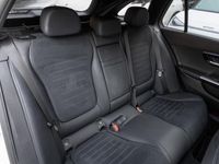 Gebraucht Mercedes C300 AMG 258 PS (189 kW) 2023 Unilack polarweiss Kombi