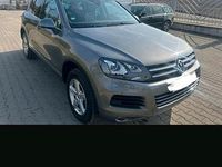 Gebraucht VW Touareg 245 PS (180 kW) 2011 Grau SUV