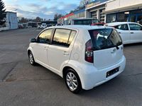 Gebraucht Daihatsu Sirion 91 PS (66 kW) 2010 Weiß Kleinwagen