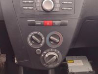 Gebraucht Daihatsu Cuore 69 PS (50 kW) 2007 Grün Kleinwagen