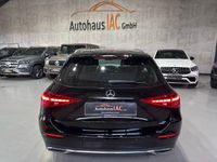 Gebraucht Mercedes C220 200 PS (147 kW) 2022 Schwarz/baltic black Kombi