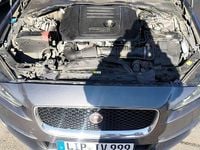 Gebraucht Jaguar XE Prestige 163 PS (119 kW) 2015 Grau Limousine