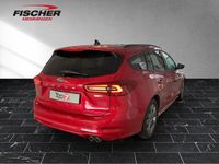 Gebraucht Ford Focus ST-Line 155 PS (114 kW) 2023 Rot (lucidrotmetallic) Kombi