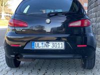 Gebraucht Alfa Romeo 147 105 PS (77 kW) 2009 Schwarz Kleinwagen