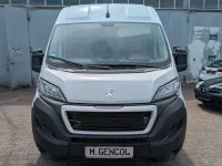 Gebraucht Peugeot Boxer Premium 140 PS (102 kW) 2021 Weiß Van