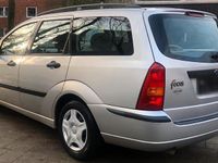 Gebraucht Ford Focus 100 PS (73 kW) 2004 Silber Kombi