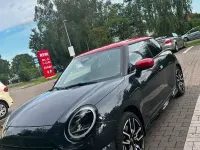 Gebraucht Mini Cooper SE 160 kW (218 PS) 2024 Schwarz Kleinwagen
