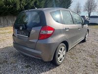 Gebraucht Honda Jazz S 90 PS (66 kW) 2011 Silber Kleinwagen
