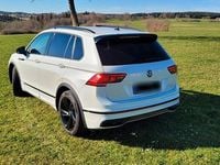 Gebraucht VW Tiguan R-line 150 PS (110 kW) 2021 Weiß SUV