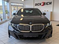 Gebraucht BMW 520 M Sport 197 PS (144 kW) 2025 Schwarz Limousine