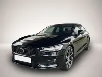 Gebraucht Volvo S60 Ultimate 250 PS (183 kW) 2023 Schwarz Limousine