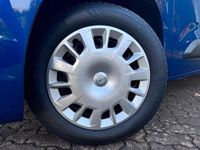Gebraucht Opel Combo Life Edition 131 PS (96 kW) 2019 Blau Van / Kleinbus