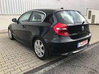 gebraucht BMW 123 d Lim DPF BXen KlimAut SitzH PDC TempM ALU WR SB