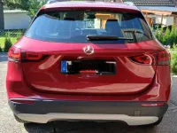 Gebraucht Mercedes GLA180 116 PS (85 kW) 2022 Rot SUV