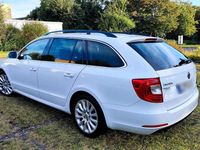 Usado Skoda Superb 140 HP (102 kW) 2014 Carrinha