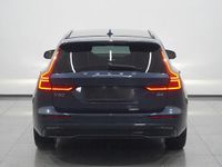 Gebraucht Volvo V60 Plus 197 PS (144 kW) 2025 Blau Kombi