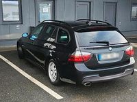 Gebraucht BMW 320 177 PS (130 kW) 2008 Schwarz Kombi