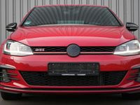 Gebraucht VW Golf VII GTI 230 PS (169 kW) 2018 Rot Limousine