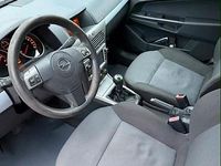 Gebraucht Opel Astra 105 PS (77 kW) 2005 Blau Limousine