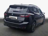 Gebraucht BMW 220 Active Tourer Performance 156 PS (114 kW) 2022 Saphirschwarz metallic Van / Kleinbus