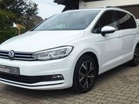 gebraucht VW Touran 2.0 TDI SCR DSG Highline // LED-SCHEINWERFER//NAVI