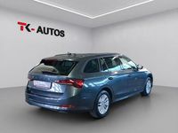 Gebraucht Skoda Octavia 150 PS (110 kW) 2020 Seda quartz/quartz grey Kombi