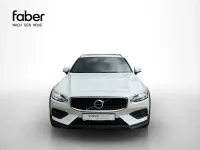 Gebraucht Volvo V60 CC Ultimate 197 PS (144 kW) 2024 Weiß Kombi