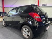 gebraucht Hyundai i20 FIFA WM Edition*KLIMA*ALU*ALLWETTER*TÜV NEU