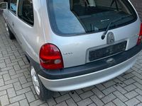 Gebraucht Opel Corsa Edition 60 PS (44 kW) 2000 Silber Kleinwagen