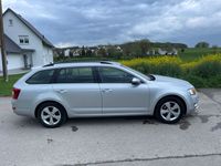 gebraucht Skoda Octavia Combi Elegance