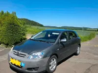 Używany Toyota Corolla 115 KM (84 kW) 2006 Szary Hatchback
