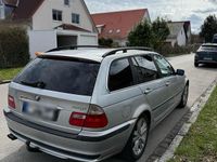 Gebraucht BMW 320 150 PS (110 kW) 2000 Silber Kombi