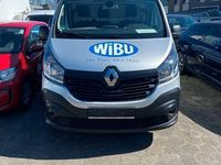 Gebraucht Renault Trafic Komfort 145 PS (106 kW) 2018 Silber Van / Kleinbus