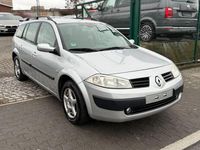 Gebraucht Renault Mégane II Dynamique 111 PS (81 kW) 2006 Silber Limousine