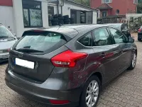 Gebraucht Ford Focus Titanium 120 PS (88 kW) 2015 Grau Kleinwagen