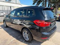 Second-hand BMW 218 150 CP (110 kW) 2016 Negru Monovolum