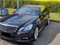 Gebraucht Mercedes E300 AMG 231 PS (169 kW) 2011 Schwarz Kombi