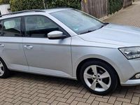 Gebraucht Skoda Fabia Active 95 PS (69 kW) 2019 Silber Kombi